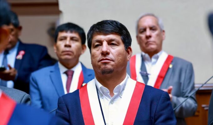 comision-de-etica-recomienda-suspender-por-120-dias-al-diputado-julian-perez-mallqui