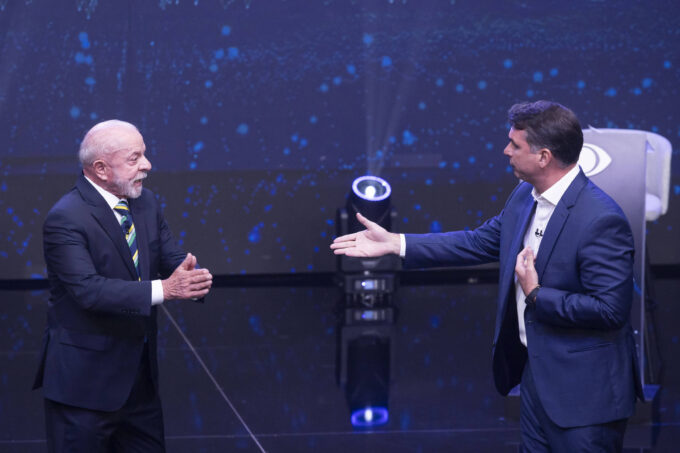 debate-entre-lula-e-flavio-bolsonaro-teve-distorcoes-e-dados-falsos;-veja-checagem