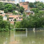 en-alto-parana-ya-son-casi-2-mil-afectados-por-crecida