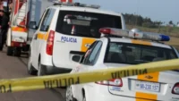 imputaron-al-policia-de-caminera-que-baleo-a-su-hija-de-21-anos-en-santa-lucia:-los-hijos-“intentaron-defender-a-su-mama”,-dijo-la-fiscal