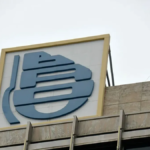 llamado-laboral-de-brou-busca-administrativos-y-ofrece-sueldo-de-$60-mil:-mira-requisitos-y-como-anotarse