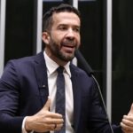 deputado-andre-janones-e-internado-com-arritmia-em-sao-paulo