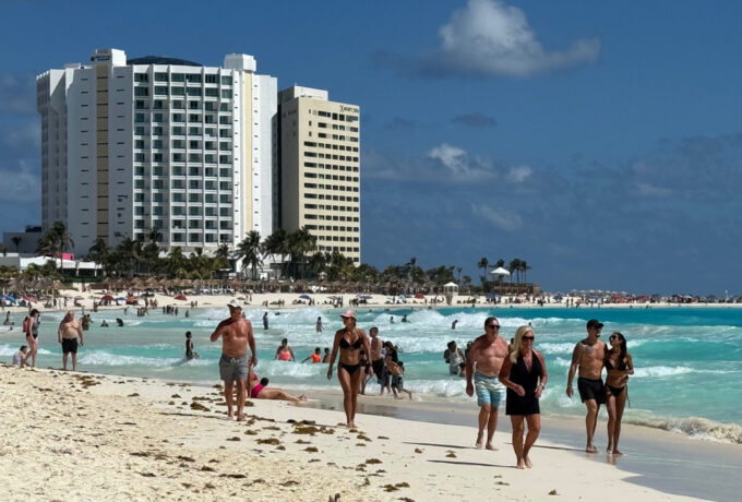 turismo-estadounidense-en-mexico-cae-10.2%-por-falta-de-inversion-y-promocion,-advierte-sector-hotelero