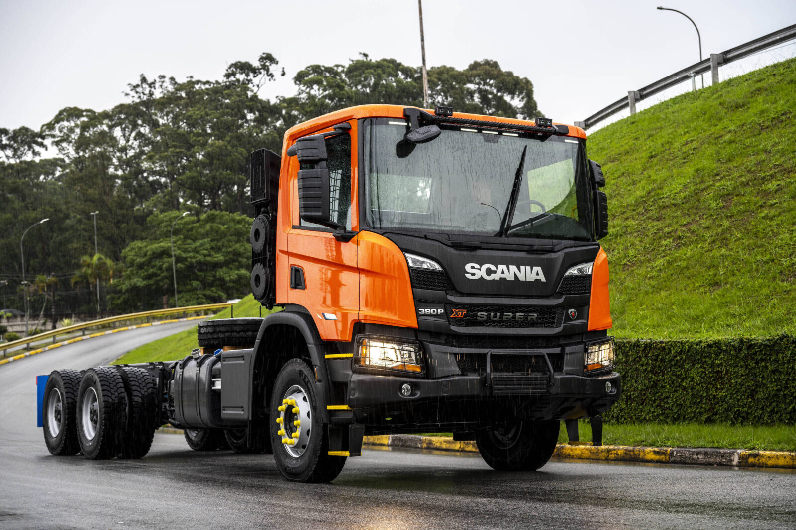 scania-atualiza-cabines-e-lanca-nova-motorizacao-para-seus-caminhoes-no-brasil