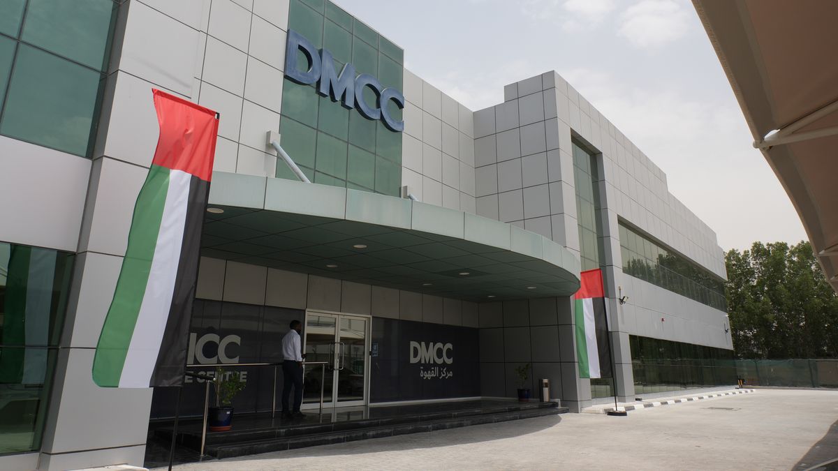 dubai,-hub-del-comercio-global:-como-opera-la-zona-franca-lider-en-el-mundo-que-busca-atraer-a-la-carne-argentina