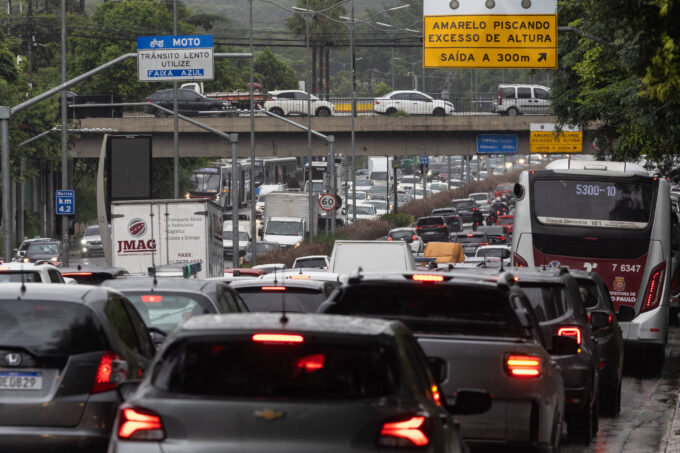 sao-paulo-pode-ter-garoa-e-temperatura-maxima-de-22°c-nesta-terca-(20)