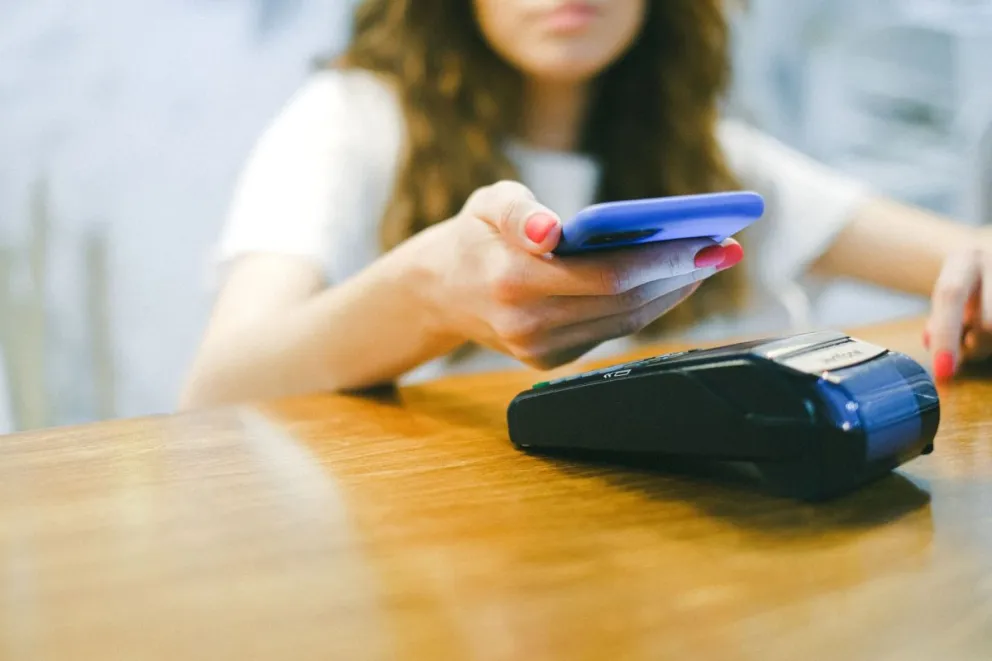 nuek-suma-ia-para-detectar-fraudes-en-pagos-digitales-en-tiempo-real