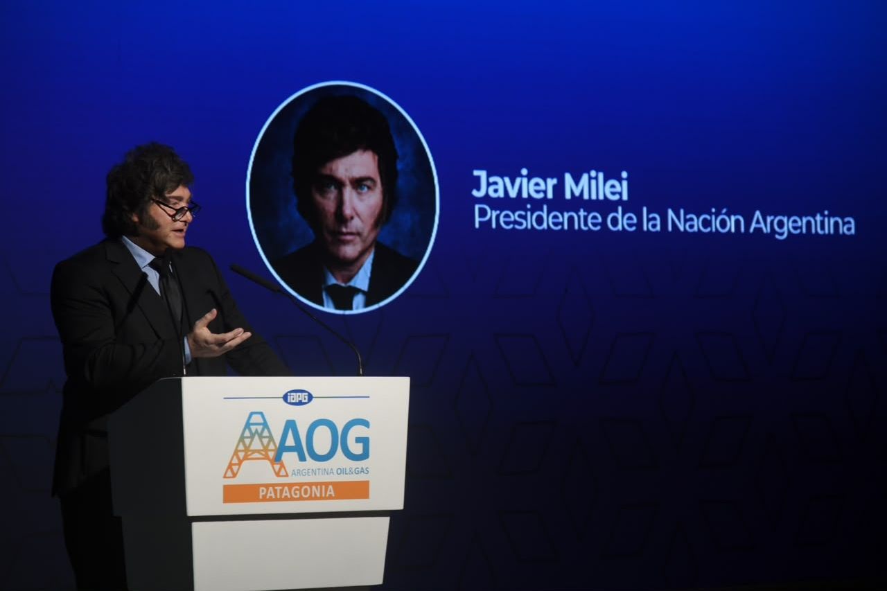 milei-touts-argentina’s-energy-boom,-defends-investment-incentives