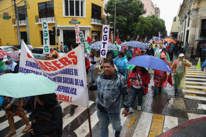 marcha-por-la-revolucion-de-20-de-octubre-recorre-este-martes-calles-de-la-capital