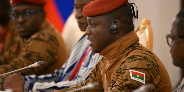 la-junte-du-burkina-faso-retablit-la-peine-de-mort