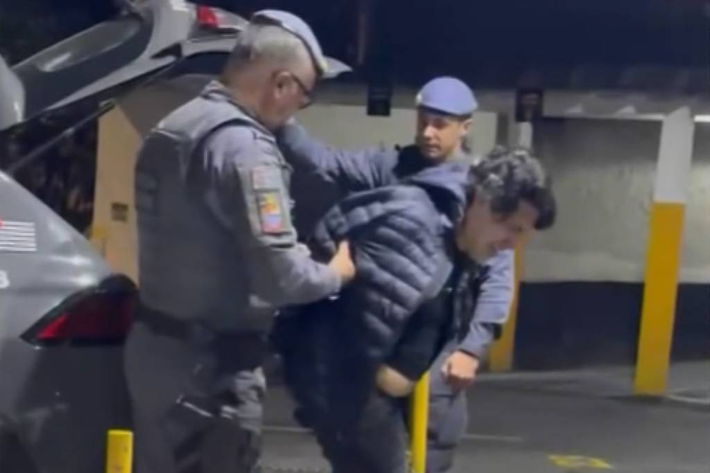 policia-pede-ao-tj-autorizacao-para-investigar-deputado-apos-tiro-em-casa-noturna-de-sp