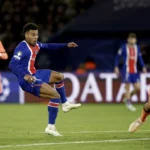 el-psg-impone-galones-de-campeon-ante-el-barcelona