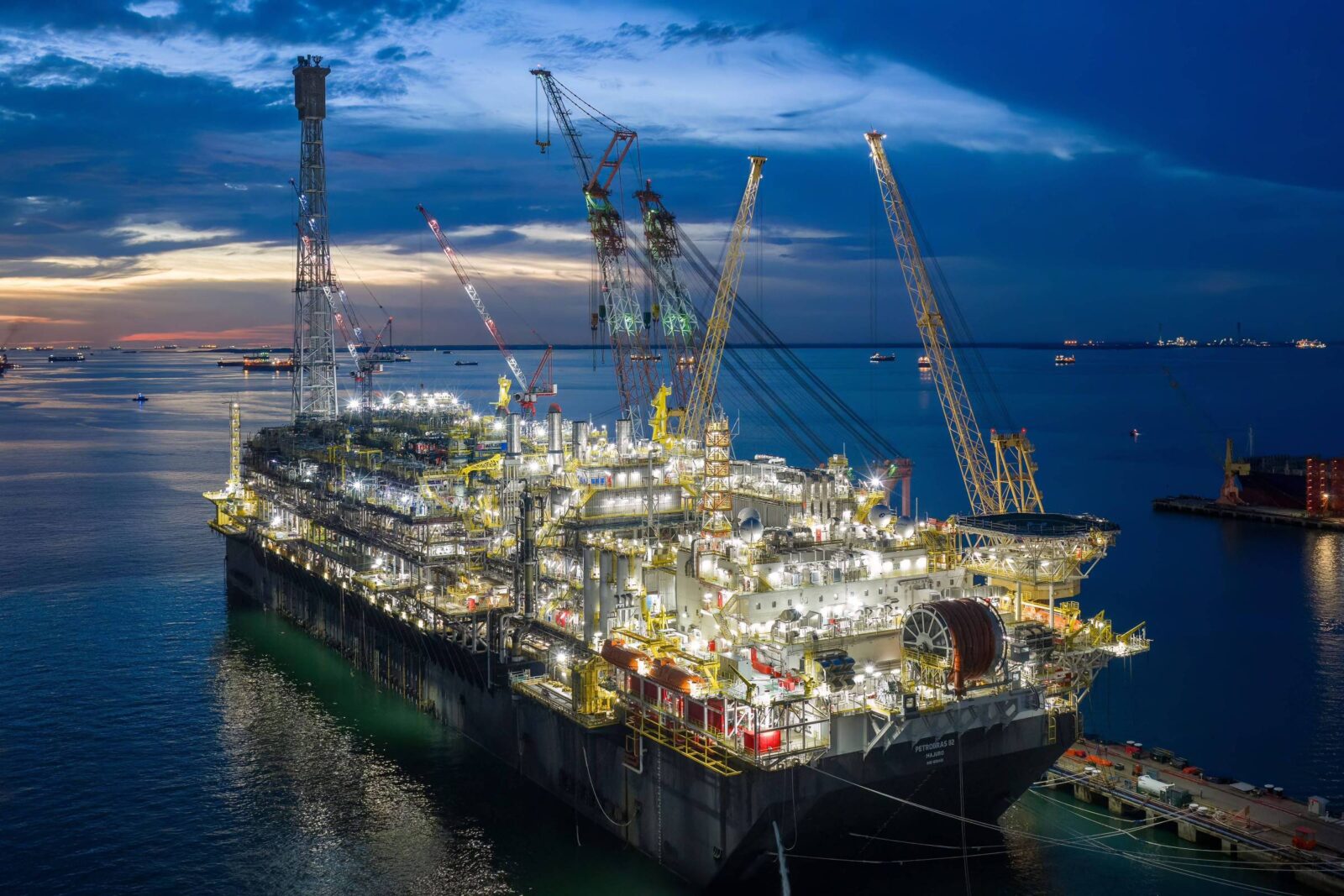 petroleo-impulsiona-exportacoes-e-leva-comercio-brasil-china-a-recorde