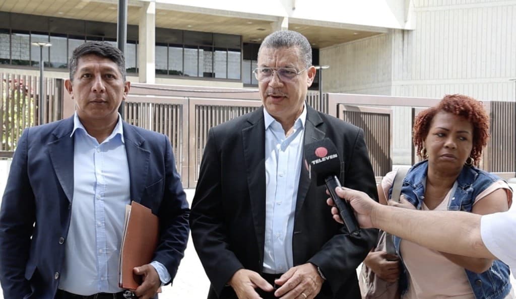 mpv-reitera-ante-el-tsj-solicitud-para-designar-una-nueva-directiva-del-bcv