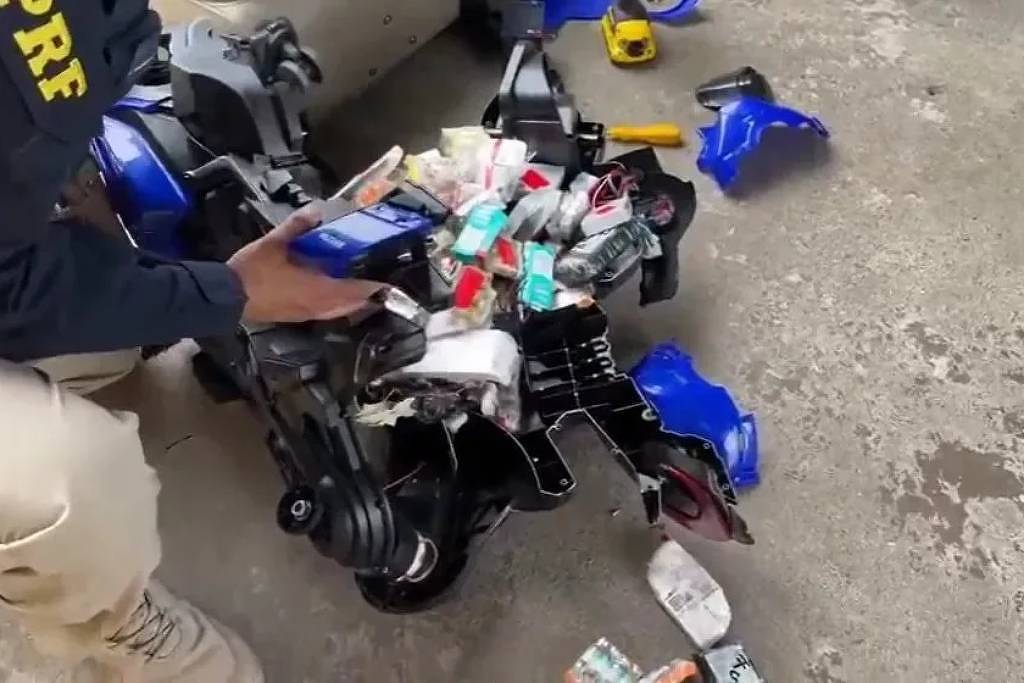 policia-rodoviaria-federal-encontra-remedios-para-emagrecimento-em-moto-infantil