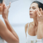 cosmeticos-para-pele-na-menopausa-apostam-em-colageno-e-hidratacao-da-pele;-veja-como-agem