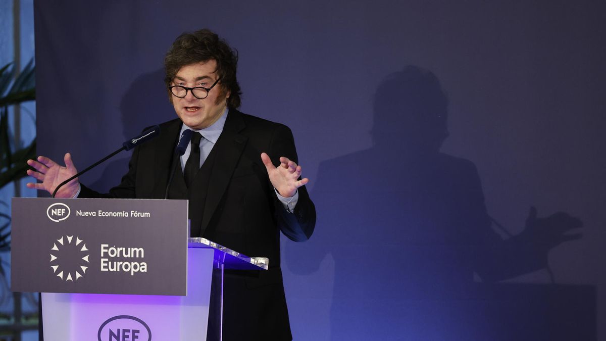 javier-milei-se-metio-de-lleno-en-la-eleccion-de-espana-ante-empresarios-en-madrid:-“al-impresentable-dictador-de-pedro-sanchez-hay-que-sacarlo-a-patadas”