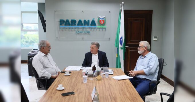 prefeito-ditao-discute-investimentos-para-jandaia-do-sul-durante-agendas-em-curitiba