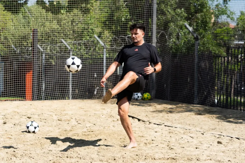 la-herradura-albergara-el-primer-sudamericano-de-footvolley