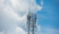 demandaron-a-una-empresa-de-telefonia-por-una-antena-instalada-a-25-metros-de-su-casa-y,-despues-de-26-anos,-recibiran-millonaria-indemnizacion
