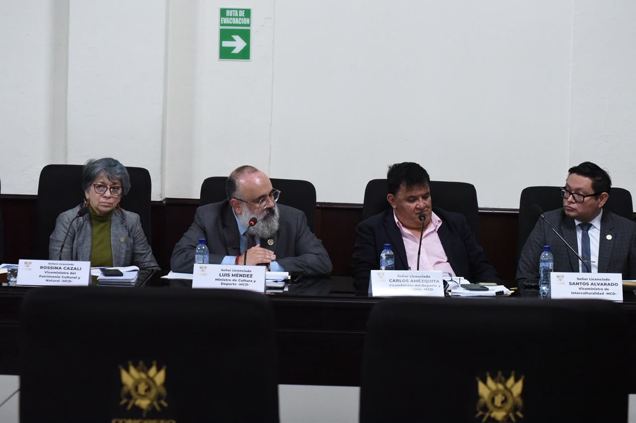 mem,-mintrab-y-ministerio-de-cultura-acuden-ante-diputados-para-solicitud-de-fondos-para-el-2027