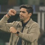 abel-nao-ve-cobrancas-de-penaltis-no-campo-e-elogia-carlos-miguel