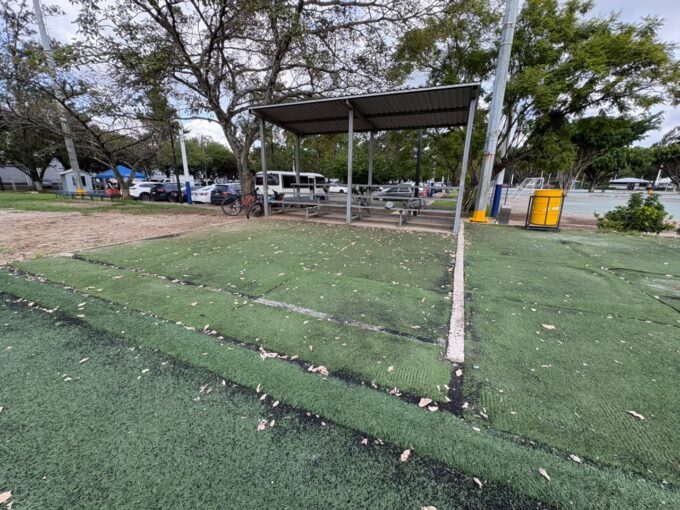 la-cronica-de-la-entrada-al-campo-marte,-donde-no-se-observan-camaras-visibles