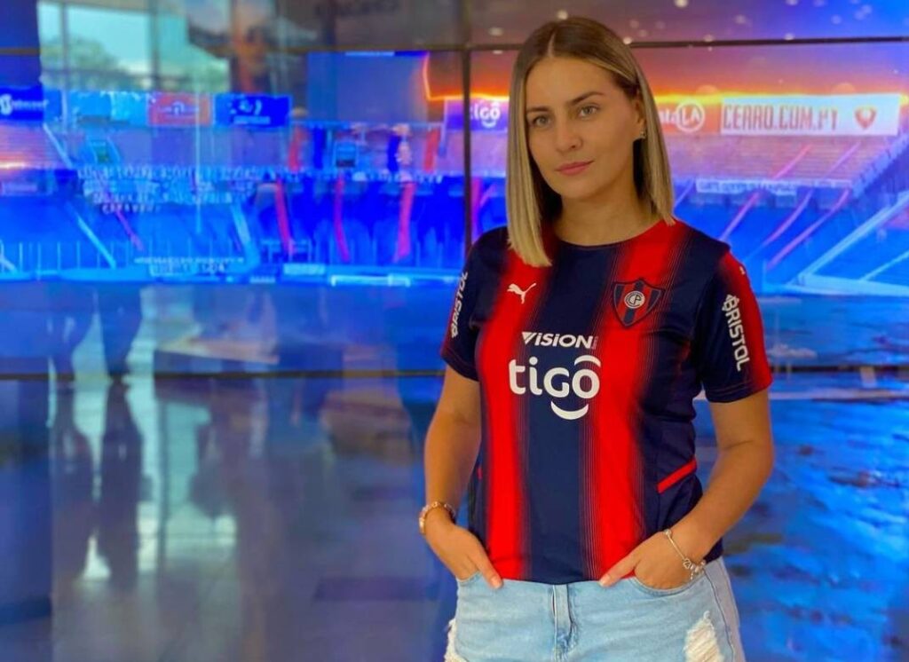 (video)-ingrid-noguera:-“es-peladisima-ser-madrina-de-un-club”