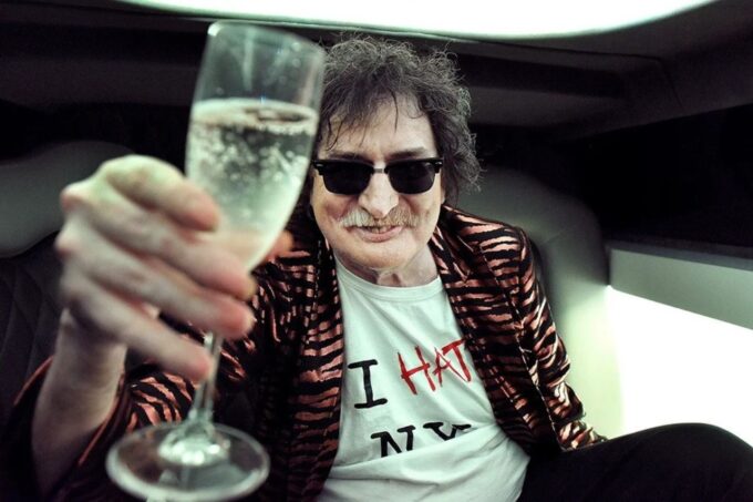 charly-garcia-turns-75:-argentines-celebrate-the-soundtrack-of-their-lives 