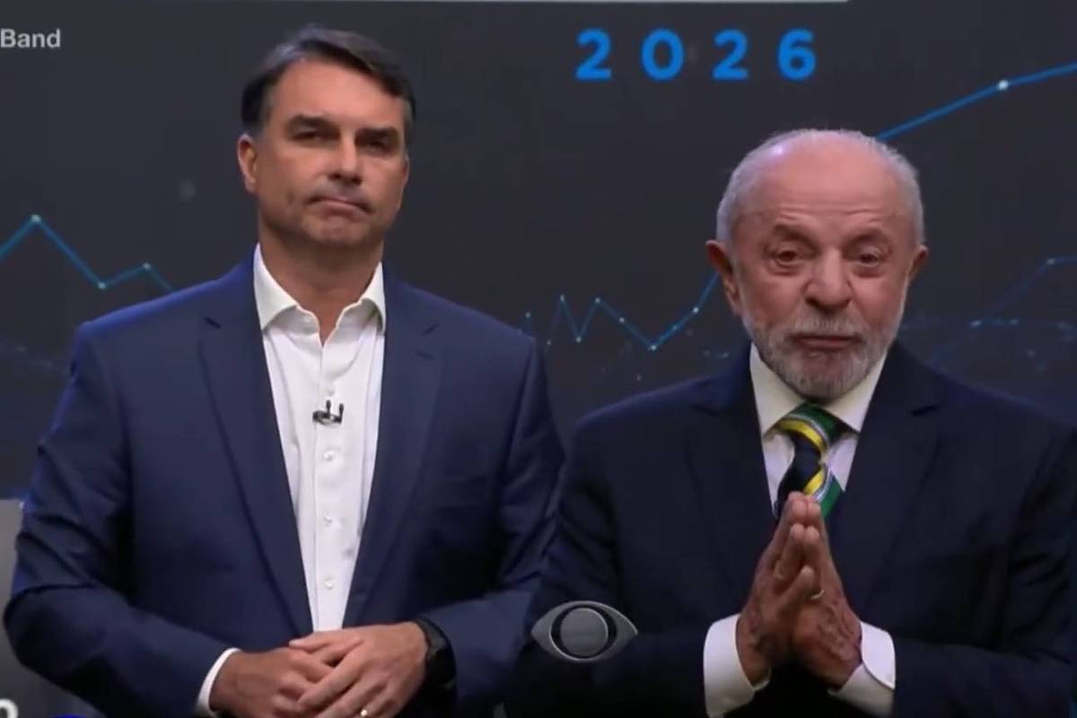 globo-cria-regra-‘antideboche’-e-proibe-flavio-bolsonaro-de-aparecer-atras-de-lula-em-debate