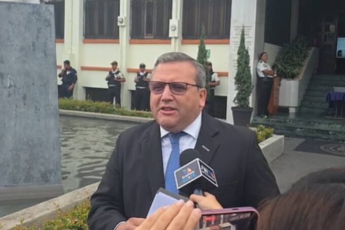 por-hechos-en-huite-y-campo-marte,-abogado-erick-castillo-presenta-amparo-en-contra-de-arevalo