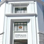 fiscalia-anuncia-procesos-internos-y-penales-ante-posibles-cobros-irregulares 