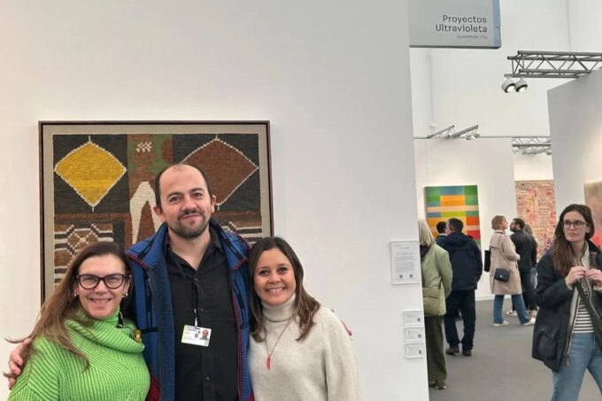 artistas-guatemaltecos-exhiben-sus-obras-en-la-feria-inglesa-frieze-london