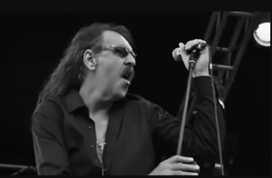 muere-saul-blanch,-exvocalista-de-rata-blanca,-a-los-75-anos-tras-enfrentar-problemas-de-salud