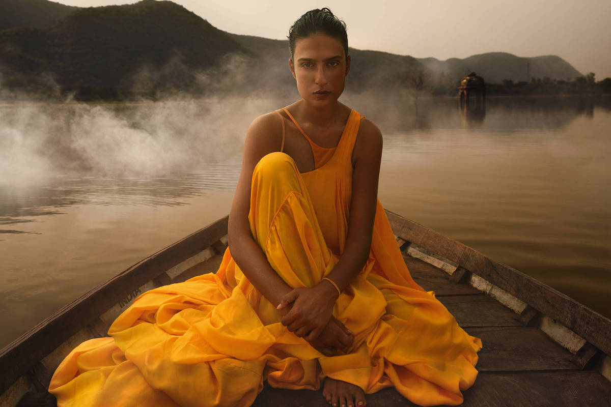 calendario-pirelli-mergulha-na-historia-da-india-em-busca-da-beleza-no-caos