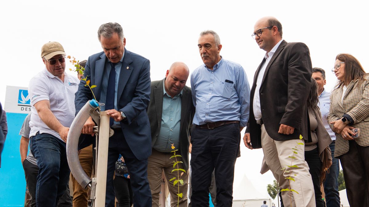orsi-visito-la-uruforest,-elogio-al-sector-forestal-y-dijo-estar-a-favor-de-su-expansion,-“con-reglas-claras”