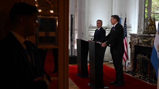 top-us-diplomat-hails-close-alignment-with-milei’s-argentina