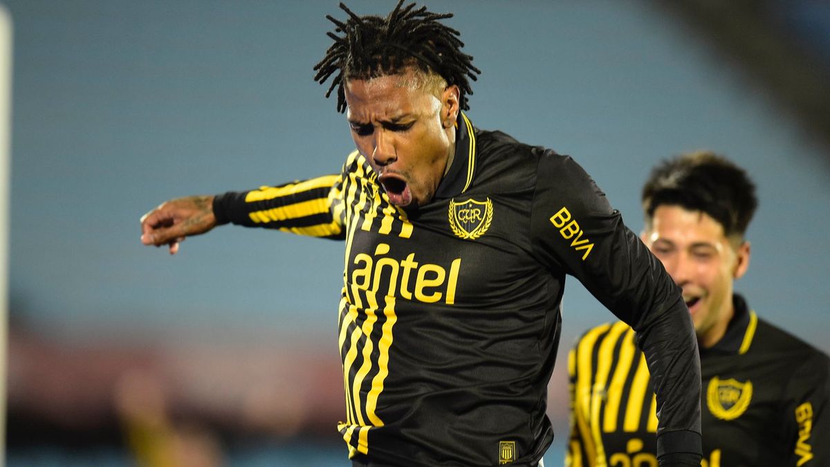 juventud-vs-penarol-en-vivo-por-la-fecha-12-del-torneo-clausura:-diego-aguirre-confirmo-la-formacion-aurinegra-con-cinco-cambios