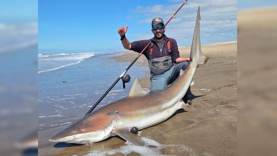los-bacotas-pisan-fuerte-en-la-costa-bonaerense-y-faro-querandi-vive-jornadas-prometedoras