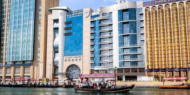 a-dubai,-la-rupture-commerciale-avec-teheran-met-a-mal-les-entreprises-iraniennes-et-leurs-circuits-de-financement