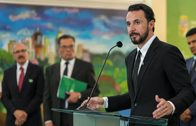 velasco-gestiona-recursos-para-carcel-de-maxima-seguridad-en-santa-cruz