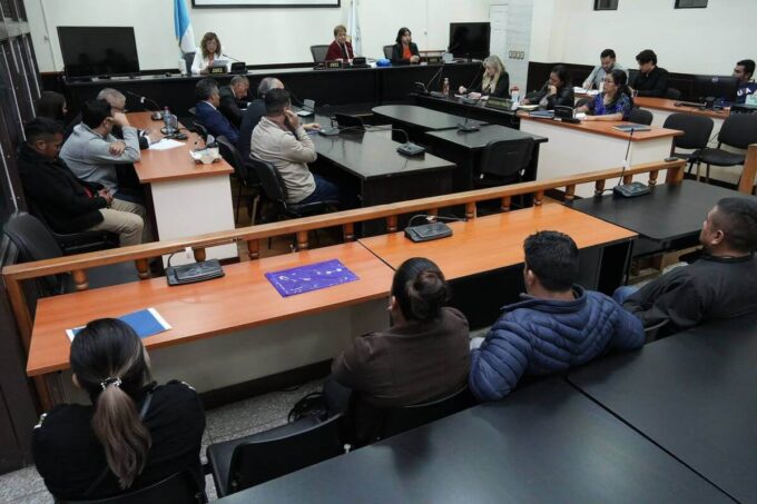 caso-itzapa:-tribunal-ordena-a-exagentes-de-pnc-pagar-mas-de-q500-mil-por-reparacion-digna