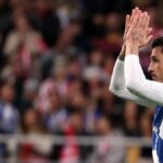 jose-maria-gimenez-se-enfrento-por-primera-vez-al-atletico-de-madrid:-fue-aplaudido-por-todo-el-estadio-y-no-pudo-evitar-la-derrota-del-deportivo-de-la-coruna