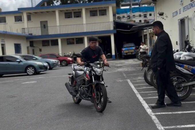 hermanos-choc-toz-recuperan-motocicleta-incautada-tras-muertes-en-campo-marte