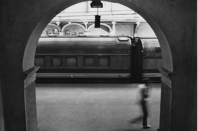 conheca-a-historia-da-fepasa,-55,-que-reuniu-cinco-ferrovias-quebradas-e-acabou-extinta