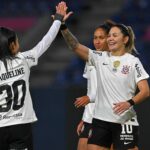 corinthians-goleia-e-avanca-a-semifinal-da-libertadores-feminina-em-busca-de-setimo-titulo