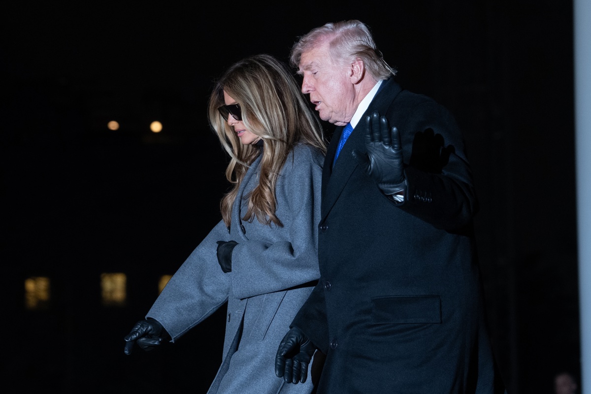 trump-y-la-primera-dama-votan-anticipadamente-en-palm-beach-para-las-elecciones-de-medio-mandato