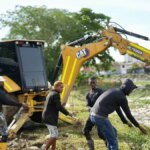cartagena-atiende-emergencia-por-lluvias:-intervienen-canales-con-maquinaria-pesada-y-realizan-censo-de-familias-afectadas