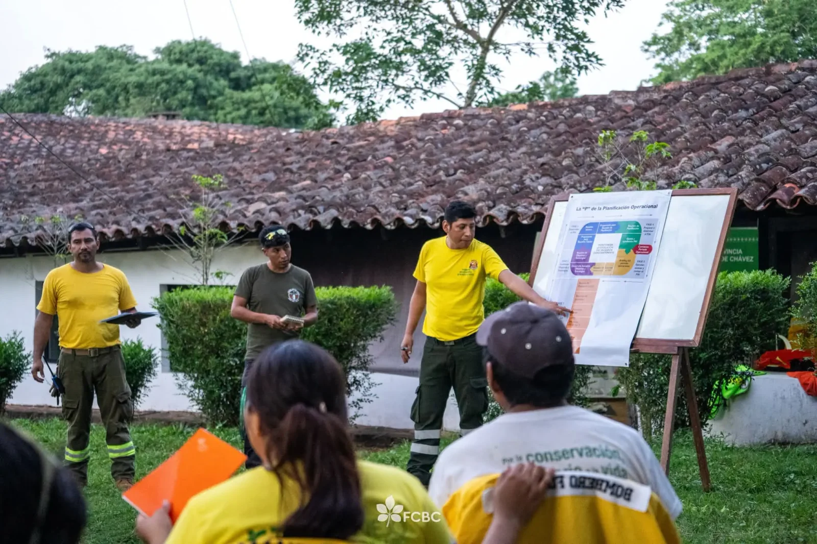 santa-cruz:-capacitan-a-cuadrillas-para-responder-ante-emergencias