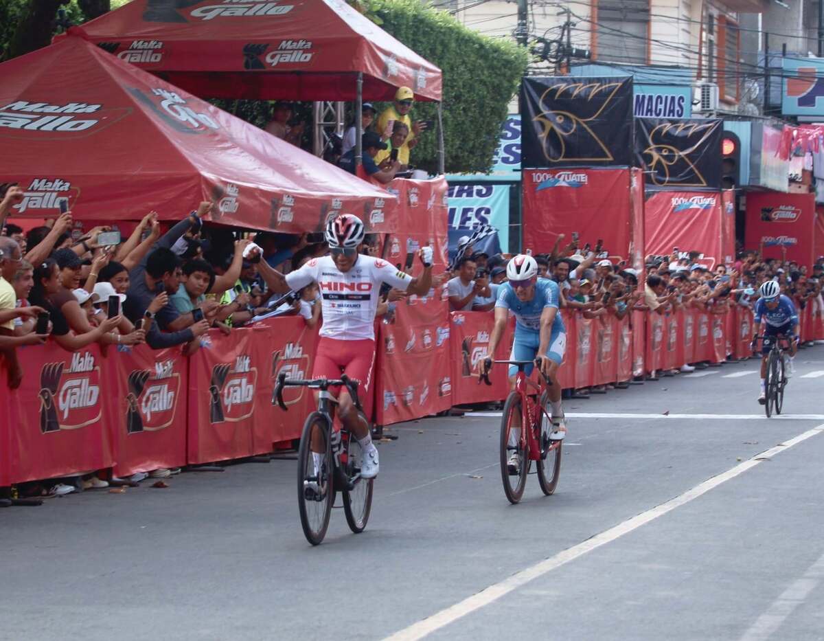 wilson-chonay-gana-la-tercera-etapa-de-la-vuelta-ciclistica-a-guatemala-2026